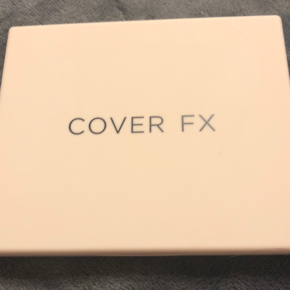 Cover FX